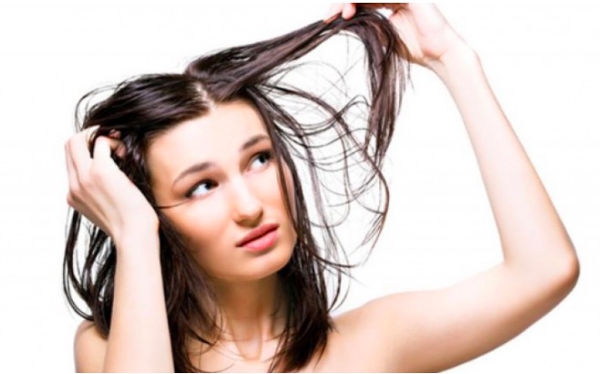 Tuyệt chiêu giúp mái tóc luôn đẹp bồng bềnh không bị bết dính trong những ngày hè nắng nóng