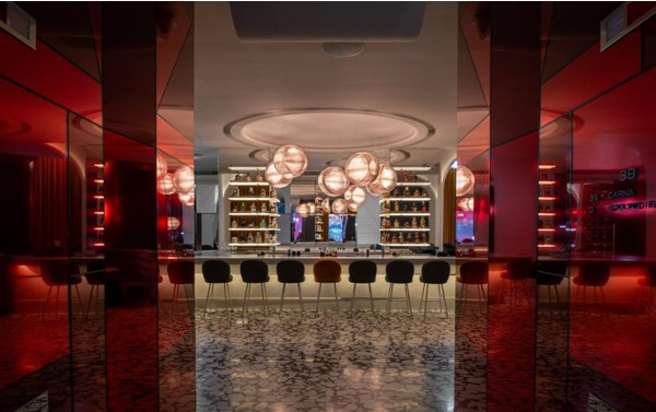 Mondrian Hong Kong: Khi khách sạn lifestyle chinh phục du khách không cần đến hồ bơi hay spa